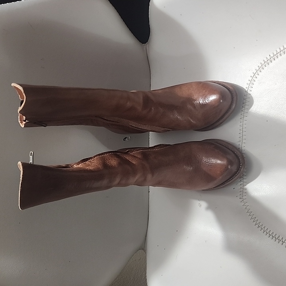 Boots - Picture 2 of 12
